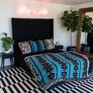 Spirithoods Throw/Shawl